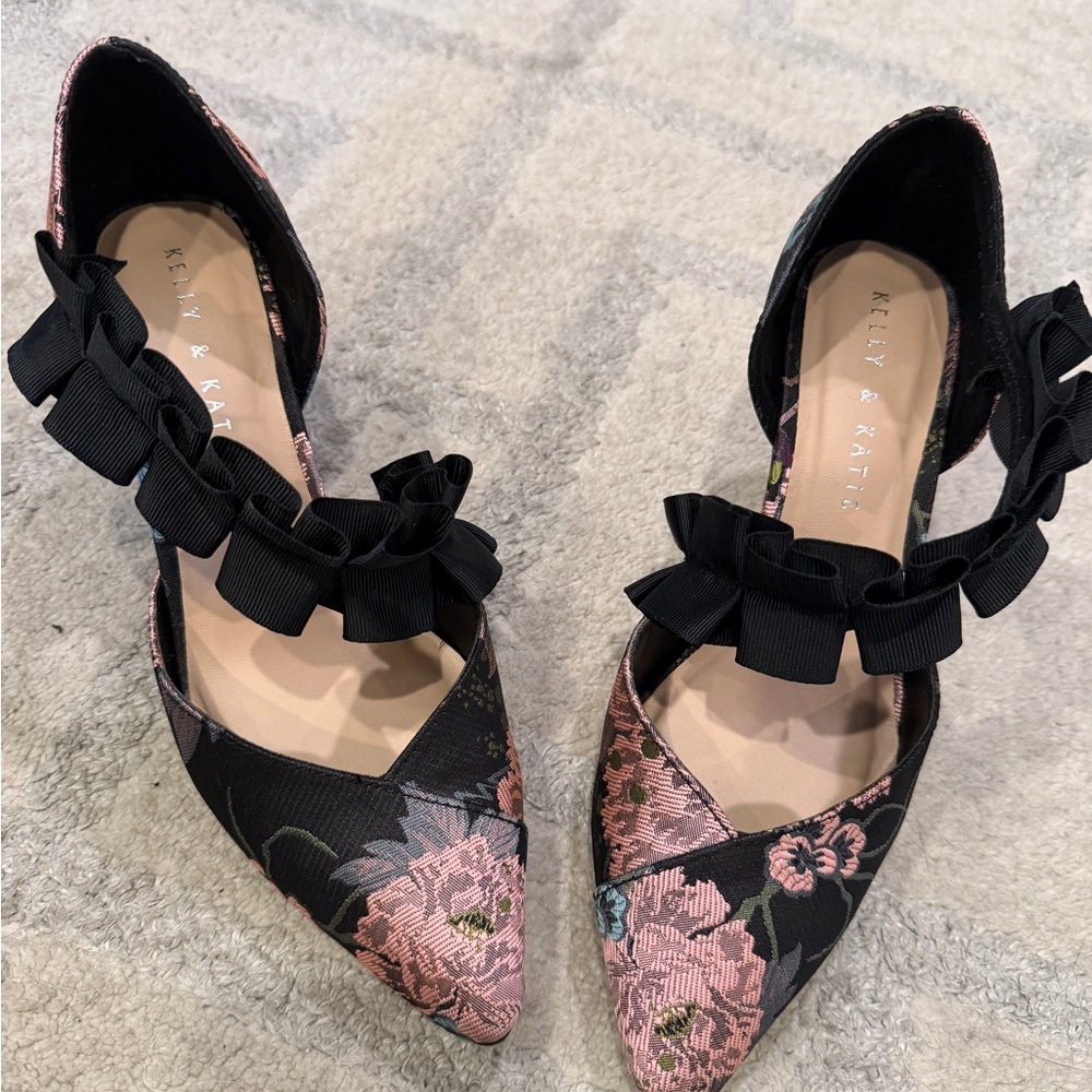 Kelly & Katie Floral Black and Pink Heels